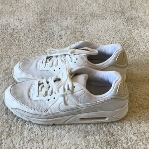 Nike Air Max 90 Shoes
